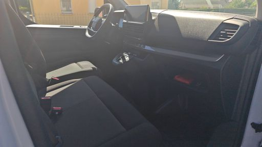 Opel Vivaro Cabine Approfondie 2.0 BlueHDi 180 EAT8 - Taille M – 2025 – 36369 km – Diesel – Boîte Automatique — photo 19