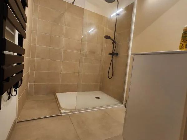 Appartement entièrement rénové