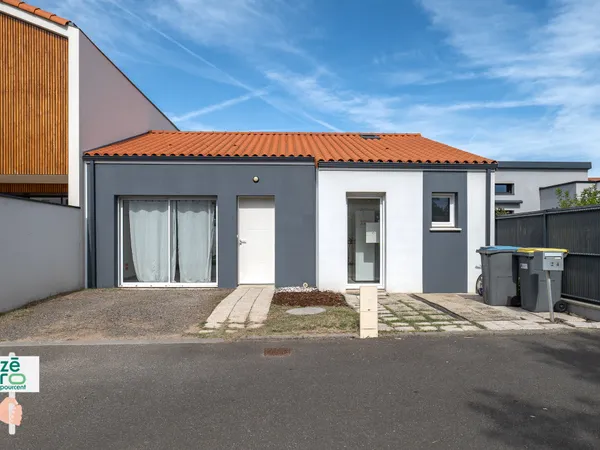 Maison de plain-pied 82 m2 avec 3 chambres et jardin Proch