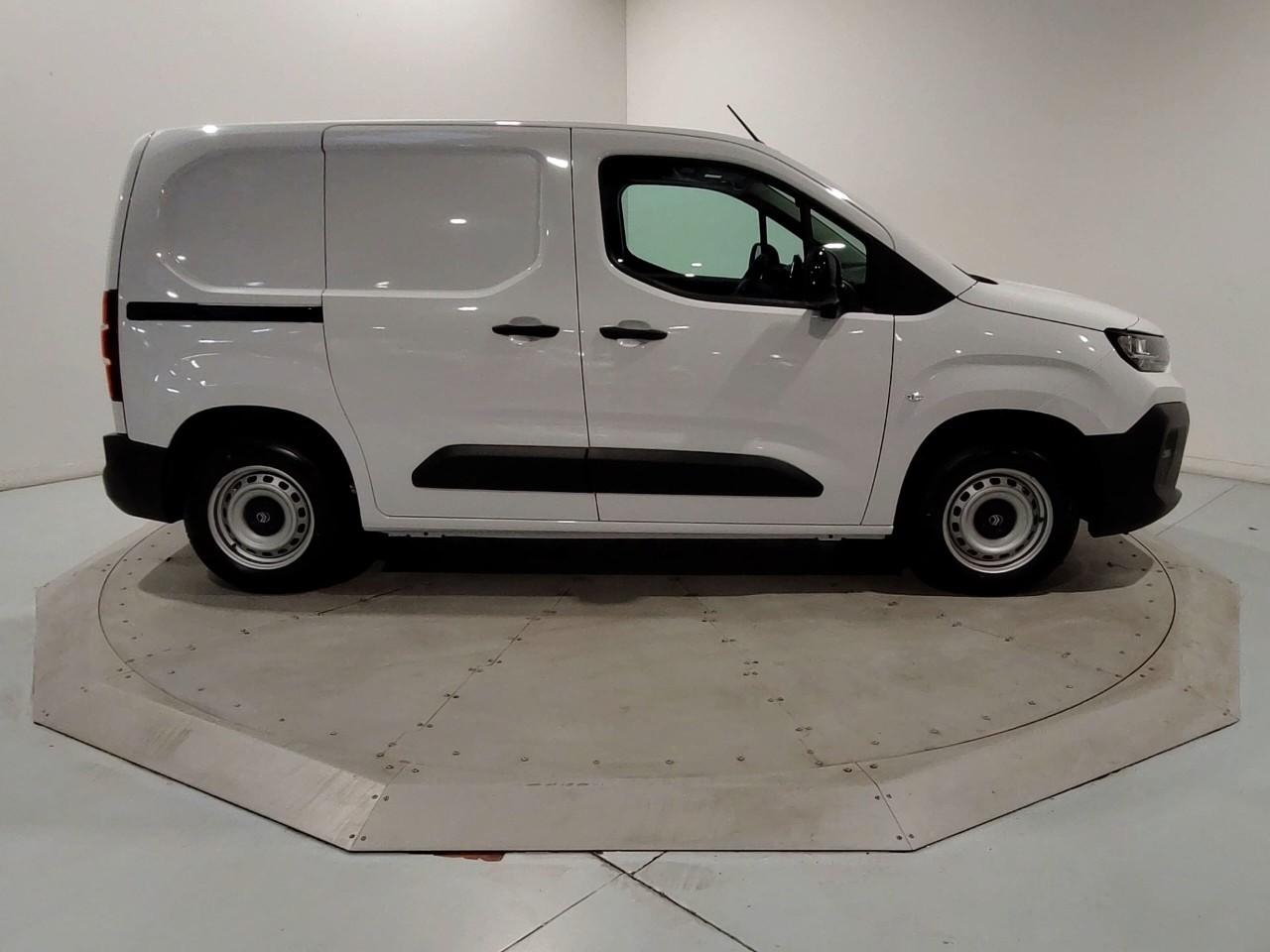 Citroën Berlingo van m diesel 100 ch manuelle — photo 6