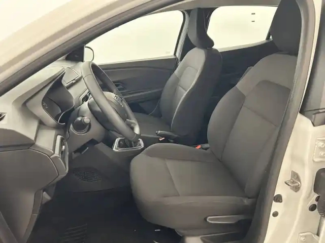 Dacia Sandero sce 65 - 22 — photo 18