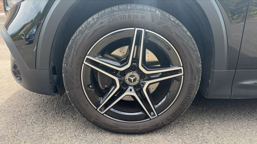 Mercedes Classe GLB 200 d 2.0 d 16V 8G-TRONIC 150 cv - AMG Line – 2021 – 93879 km – Diesel – Boîte Automatique — photo 13