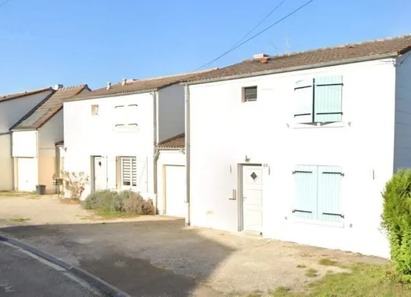Maison Type 5 avec Jardin et Garage - DONJEUX