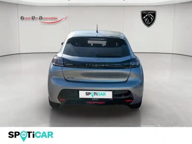 Peugeot 208 1.2 puretech 100ch s&amp;s allure — photo 4