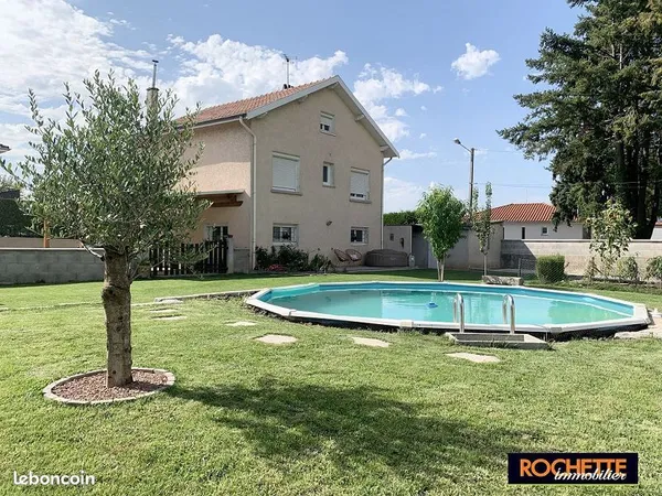 Maison 7 pièces 142 m²