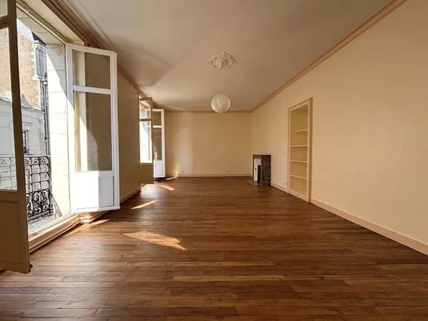 Appartement 3 pièces 94 m²