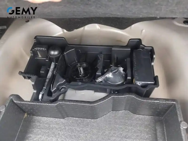 Peugeot 2008 puretech 130 s&amp;s eat8 — photo 21