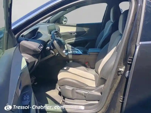 Peugeot 3008 hybrid4 300 e-eat8 gt line — photo 23