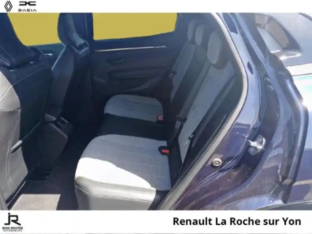 Renault Megane e-tech electric ev60 220ch techno optimum charge — photo 4