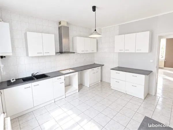 Appartement 103m2 avec 5 pièces