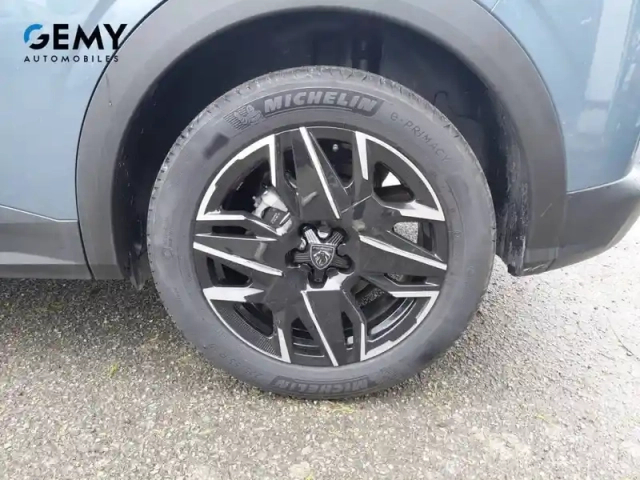 Peugeot 3008 hybrid 136 e-dcs6 — photo 27