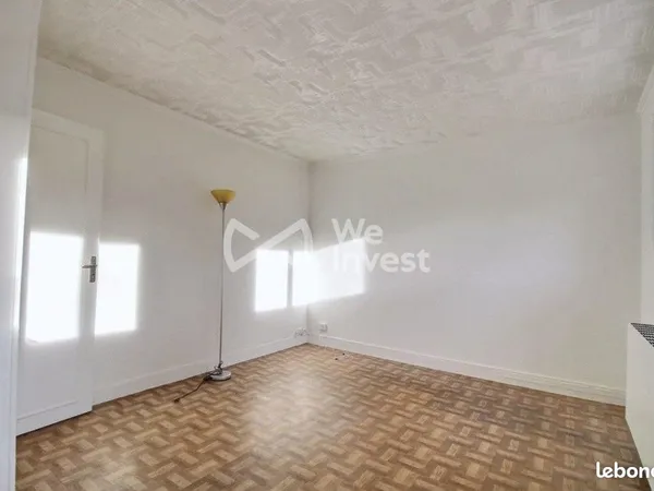 Studio 1 pièce 26 m²