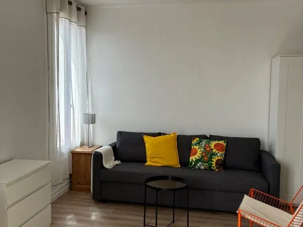 Studio meublé à louer