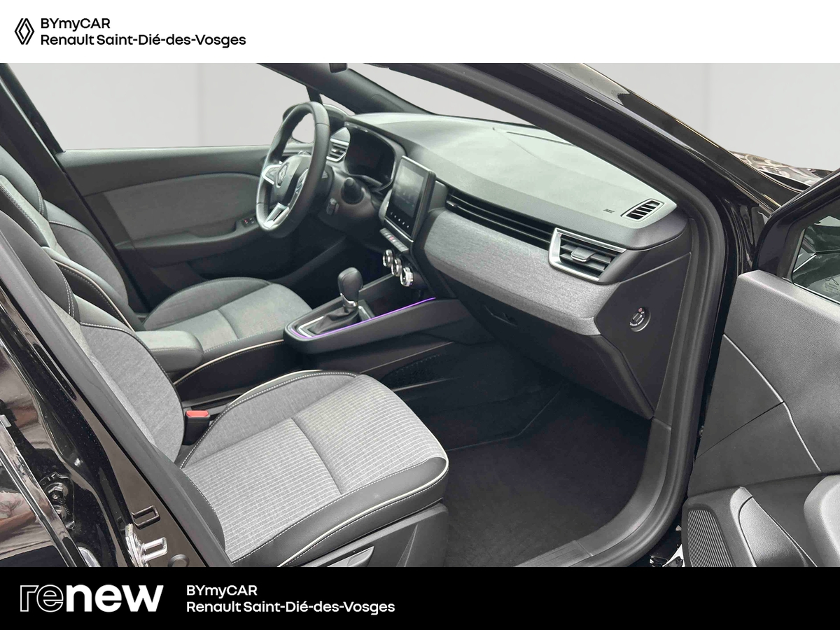 Renault Clio E-Tech full hybrid 145 — photo 12