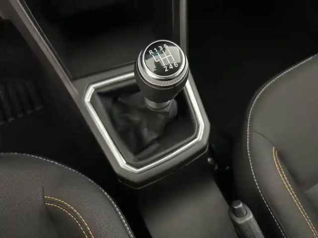 Dacia Sandero eco-g 100 - 22 — photo 40