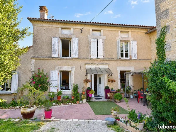 Propriété 5 pièces 142 m²