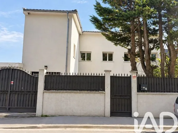 Maison 7 pièces 193 m²