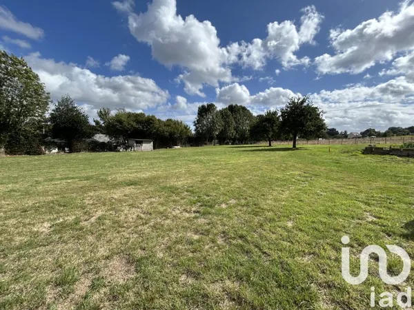 Terrain 1072 m²