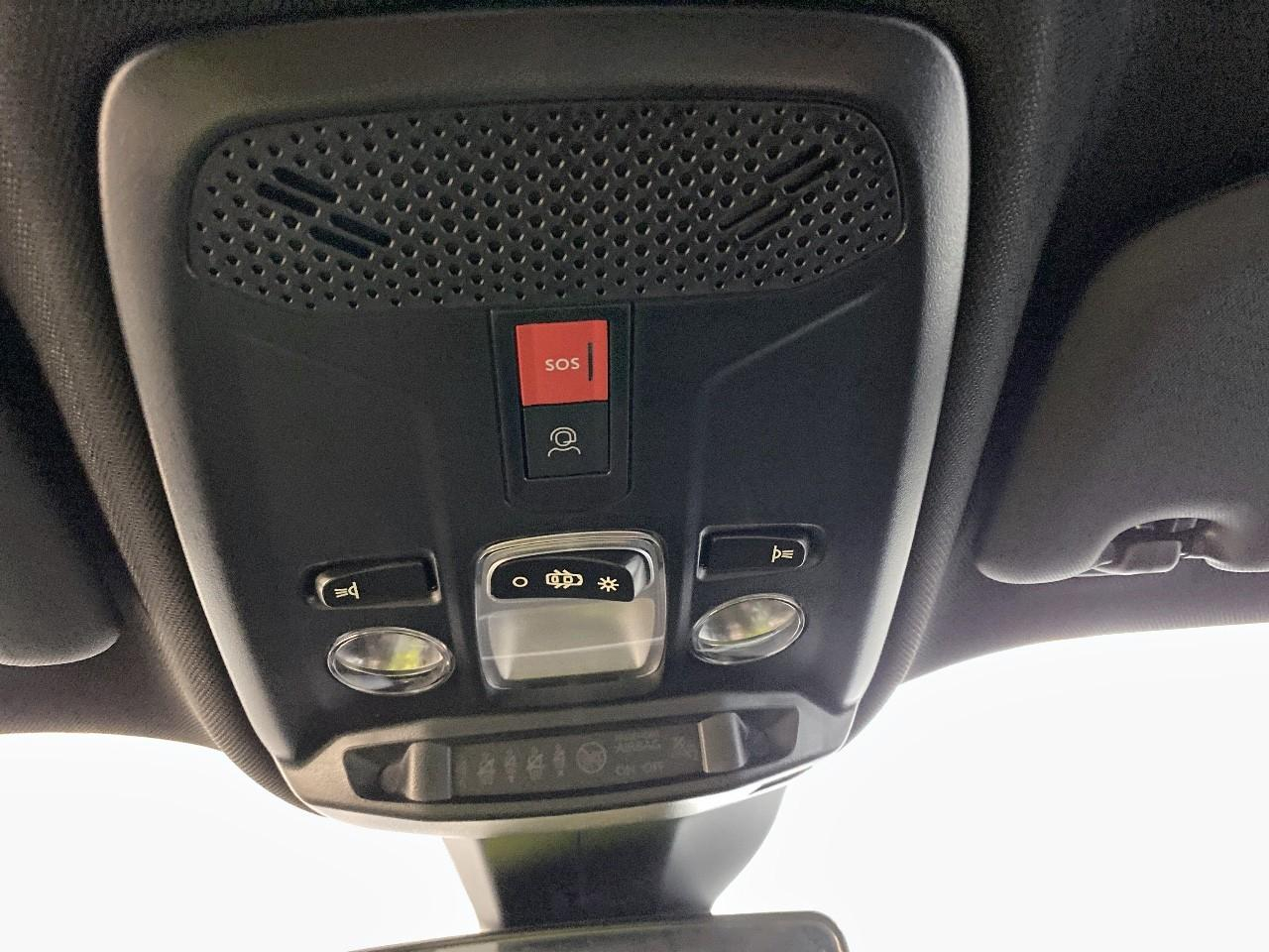 Peugeot 2008 hybrid 145 e-dcs6 style — photo 19