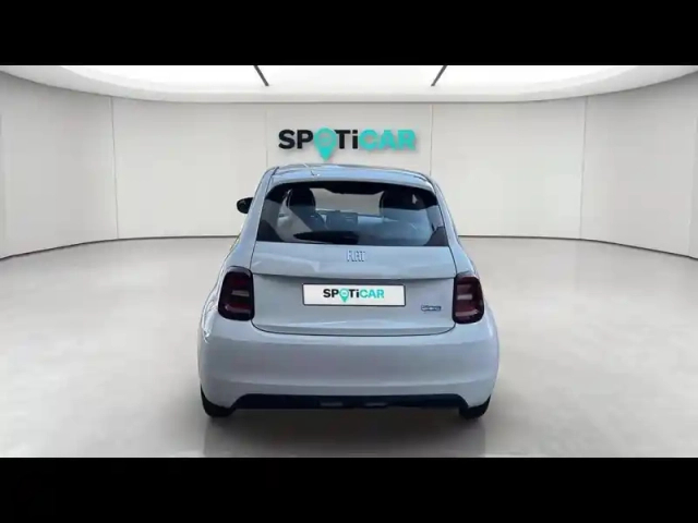 Fiat 500 e 118ch my23 — photo 4