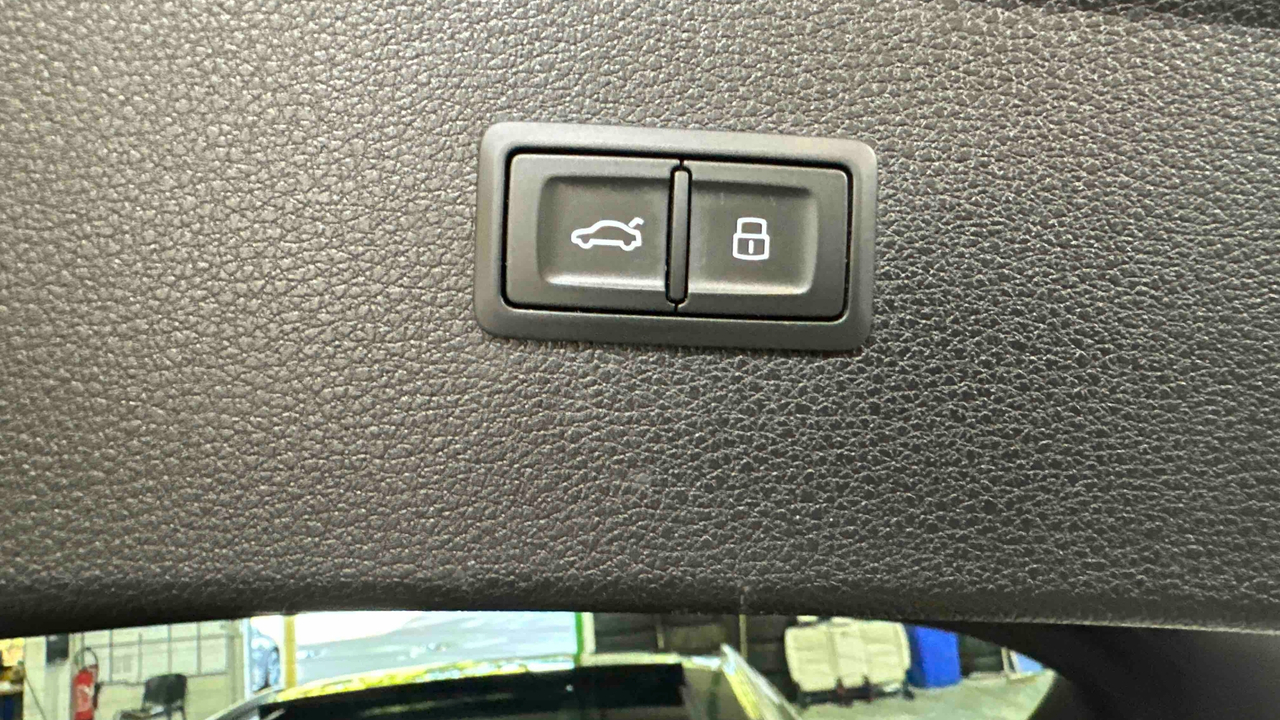 Audi Q5 55 TFSI e 367 S tronic 7 Quattro — photo 26