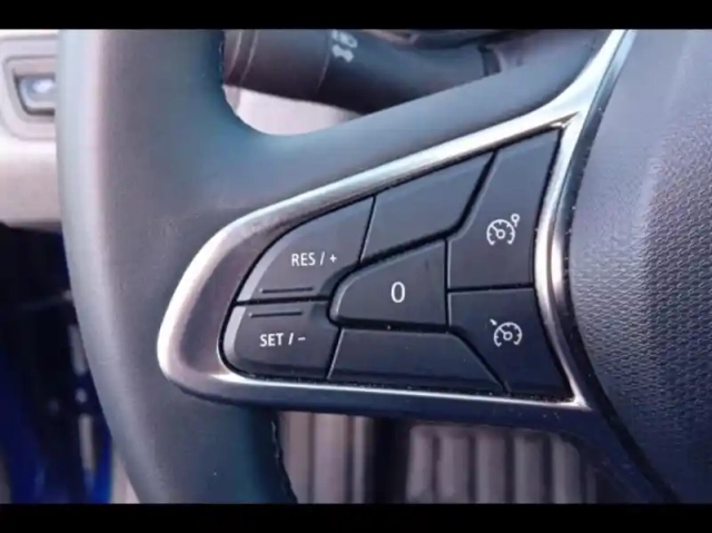 Renault Clio 1.0 tce 90ch evolution - 24 — photo 13
