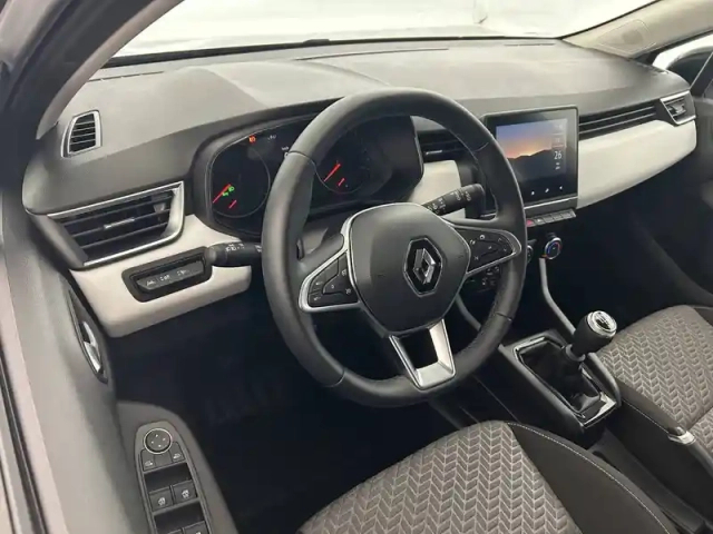 Renault Clio tce 90 — photo 19