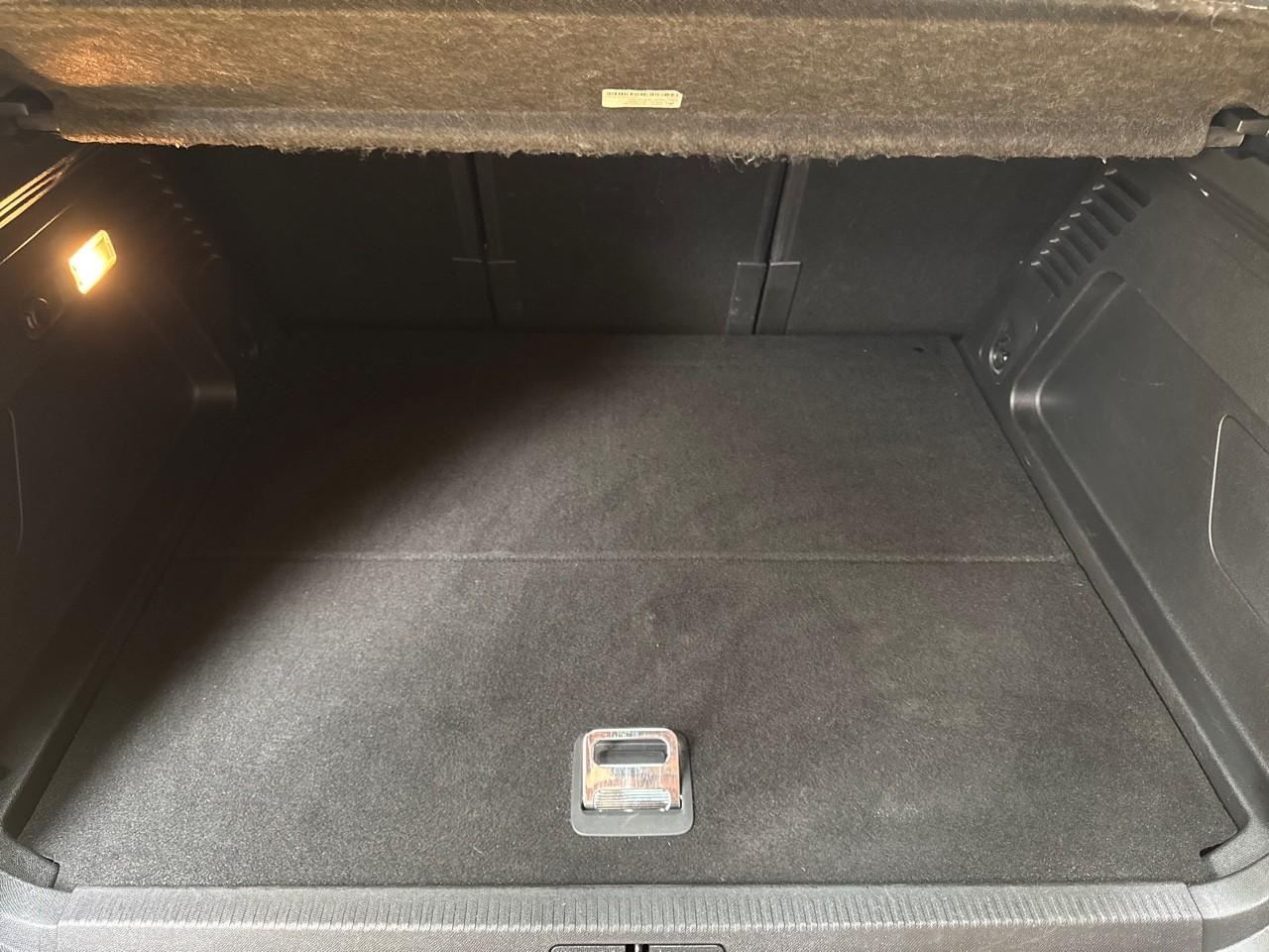 Citroën C5 Aircross hybrid 225ch shine pack e-eat8 — photo 6