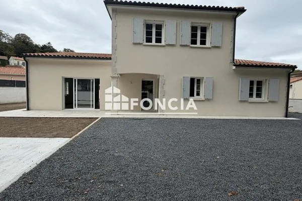 Maison 4 pièces 155 m²