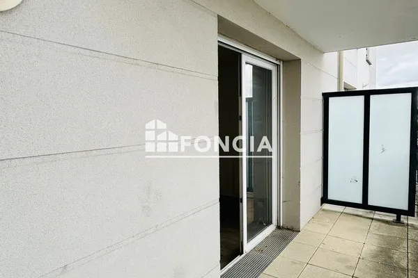 Studio 1 pièce 28 m²