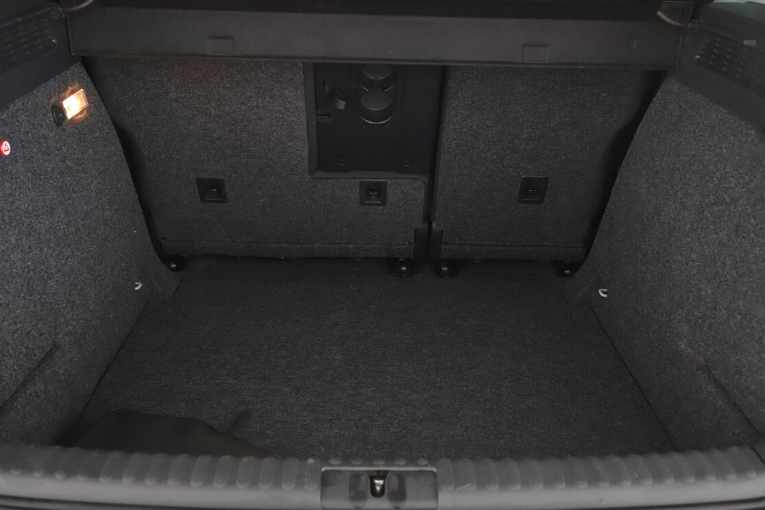 Volkswagen Tiguan 2.0 TDI BlueMotion Tech Lounge — photo 16