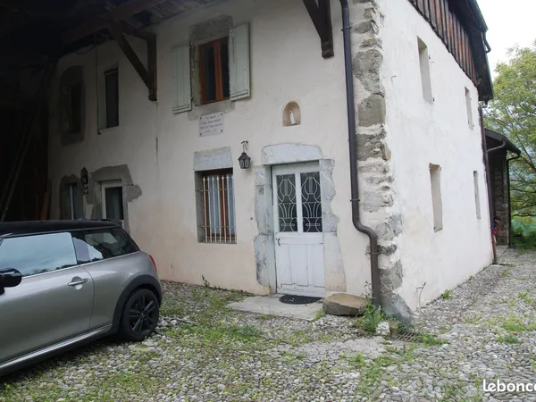 Loue appartement 4 pièces