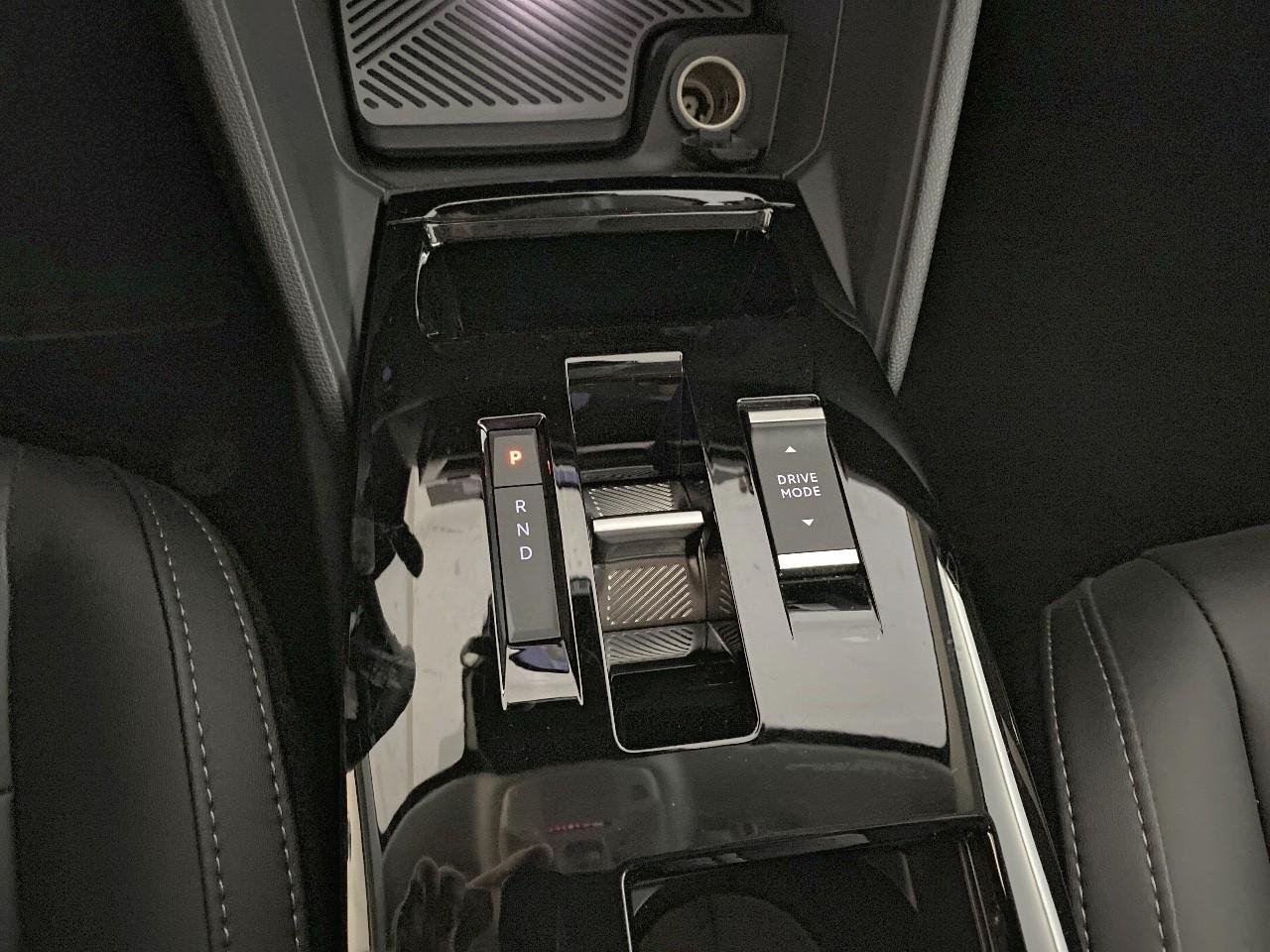Citroën C4 hybride 145 ch e-dcs6 max — photo 17