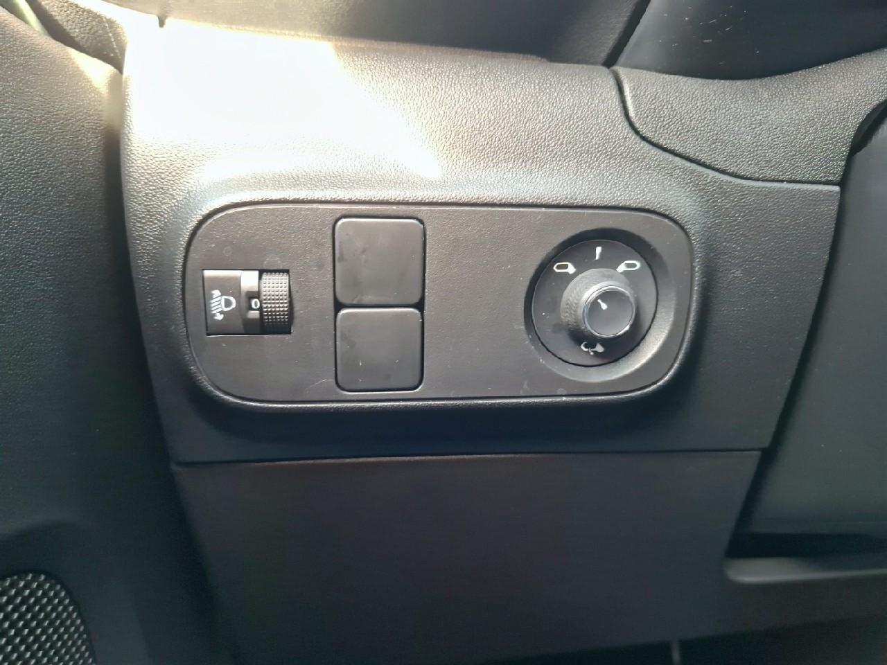 Citroën C3 1.2 puretech 110ch s&s max boite automatique — photo 18
