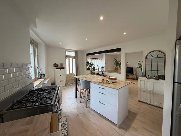 Maison 8 pièces 135 m²