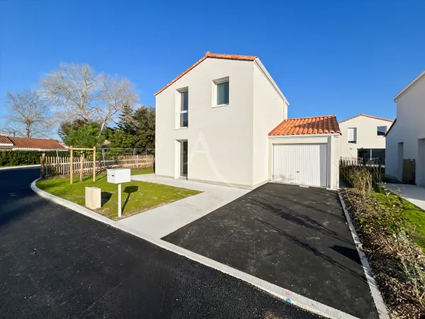 Maison 4 pièces 84 m²
