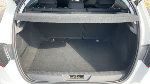 Peugeot 308 1.2 PureTech 110 - Style – 2019 – 112535 km – Essence – Boîte Manuelle — photo 36