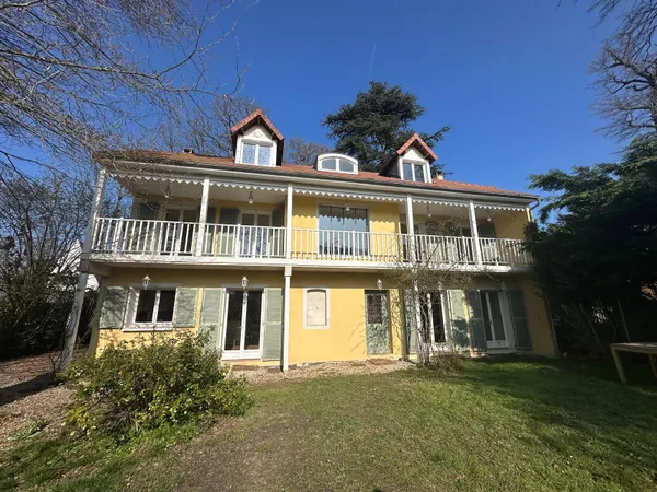 Loue chambre chez l'habitant dans maison - 14m²