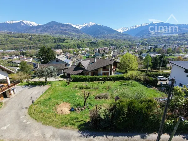 A VENDRE TERRAIN 694 M2 LA ROCHETTE 73110