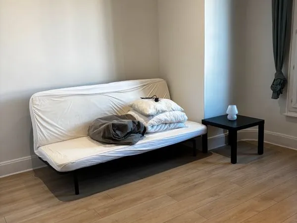 Studio meublé 22m2. Centre-Ville. Dispo septembre 2026