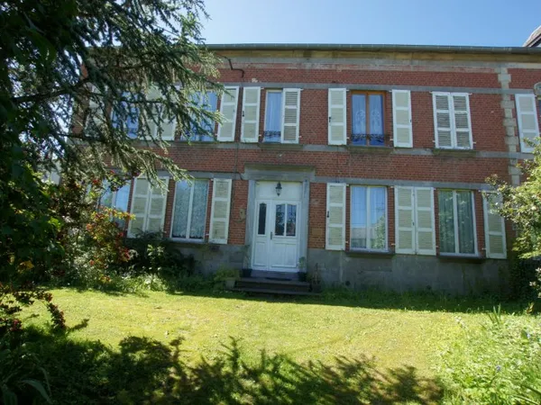 Maison 10 pièces 206 m²