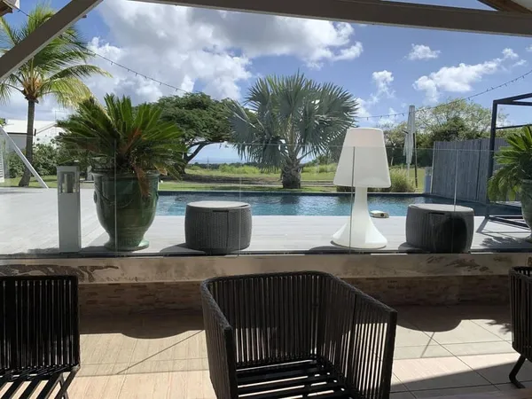 Villa 6 pièces 168 m²