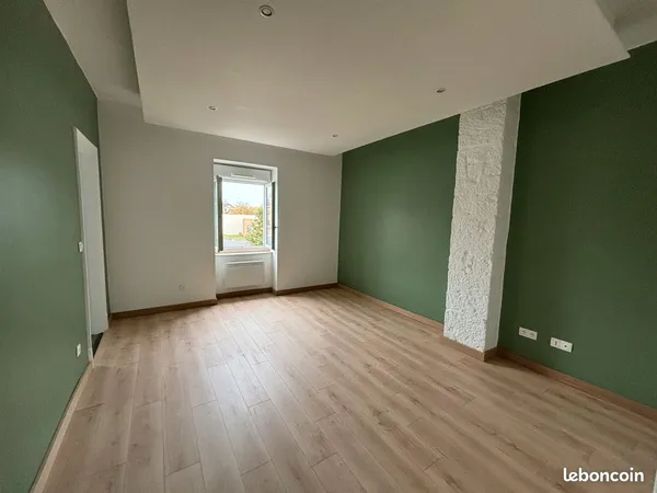 Super T2 de 56 m² récemment rénové et idéalement situé