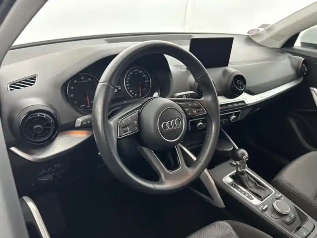 Audi Q2 1.0 tfsi 116ch sport s tronic 7 + caméra + apple carplay — photo 10