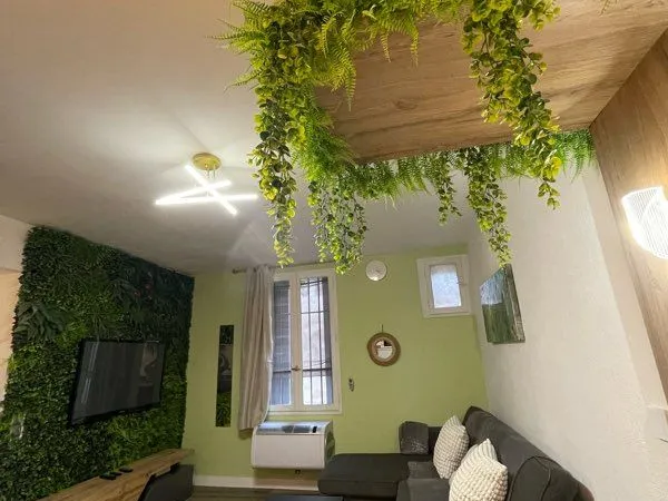T2 meublé 34 m² - Bail étudiant 9 mois - 650 tout compris - Avignon intra-muros