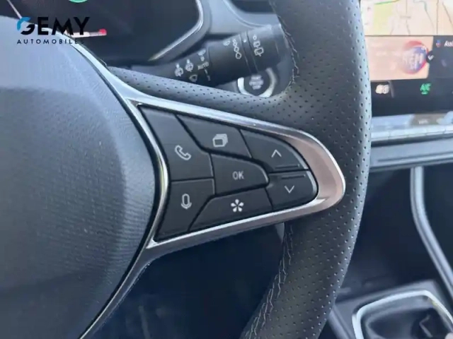 Renault Captur tce 115 ch — photo 23