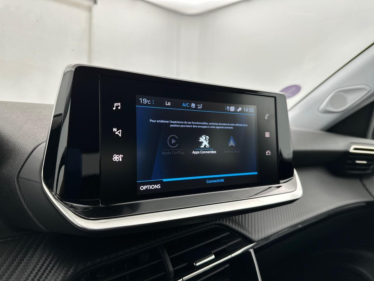 Peugeot 2008 puretech 130 s&s eat8 style — photo 24