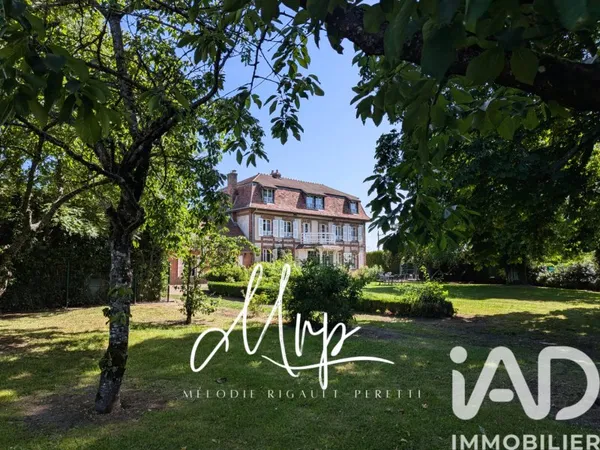 Maison 8 pièces 228 m²