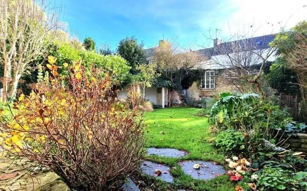 A vendre-Bretagne-Finistère-Douarnenez-maison-jardin-sous-sol