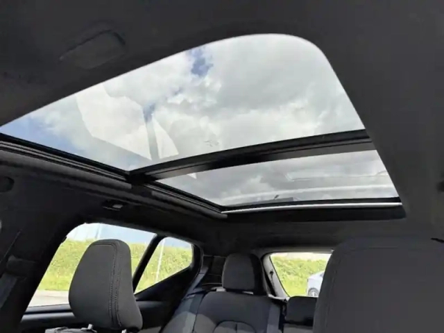 Volvo Ex40 single extended range 252ch ultra — photo 10